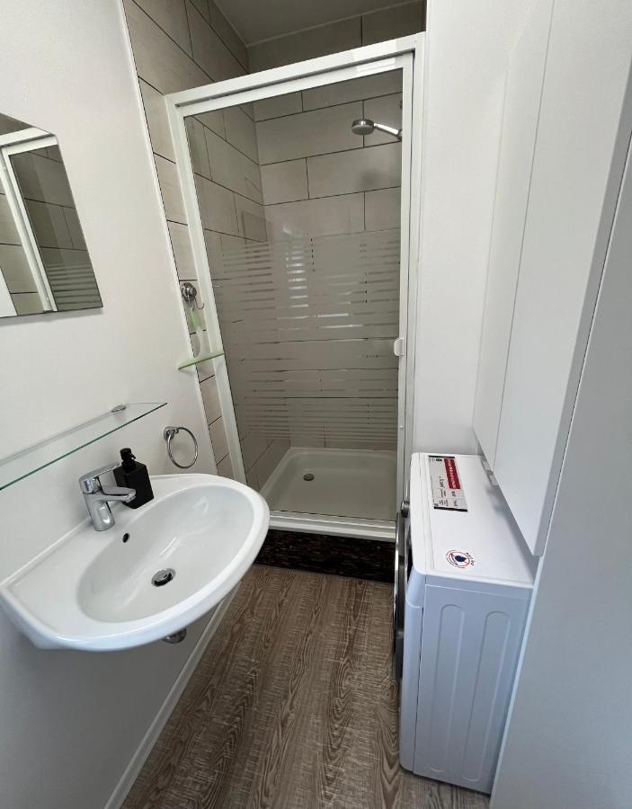 Moderne Wohlfuehl-Wohnung In Troisdorf Altenrath Exterior foto